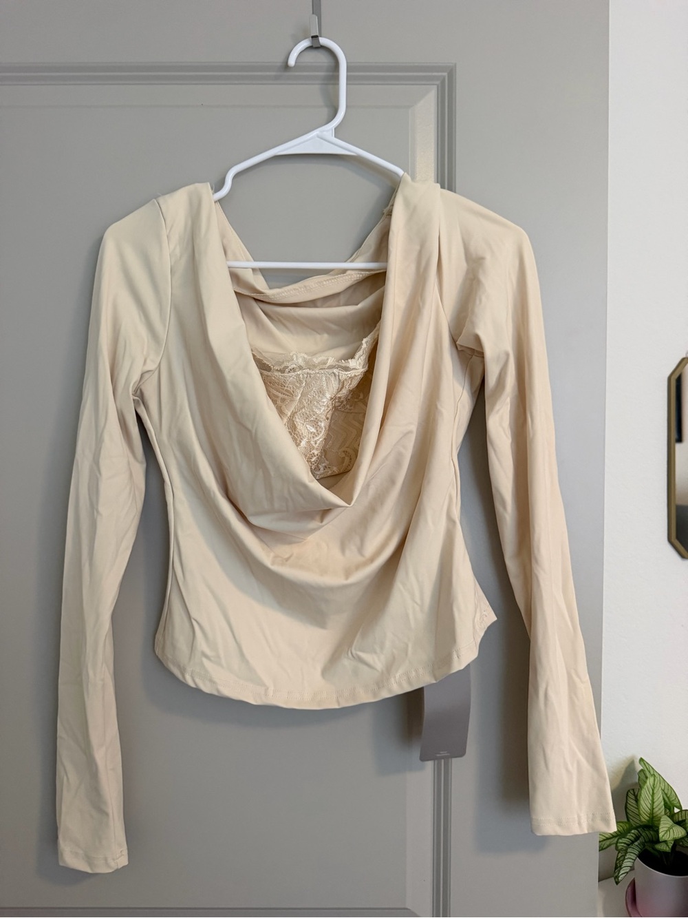 Missguided + Cream Draped Lace-Trim Long Sleeve Top